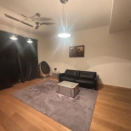 90 Qm Shanghaiallee Appartment Hamburg-Harburg Buitenkant foto