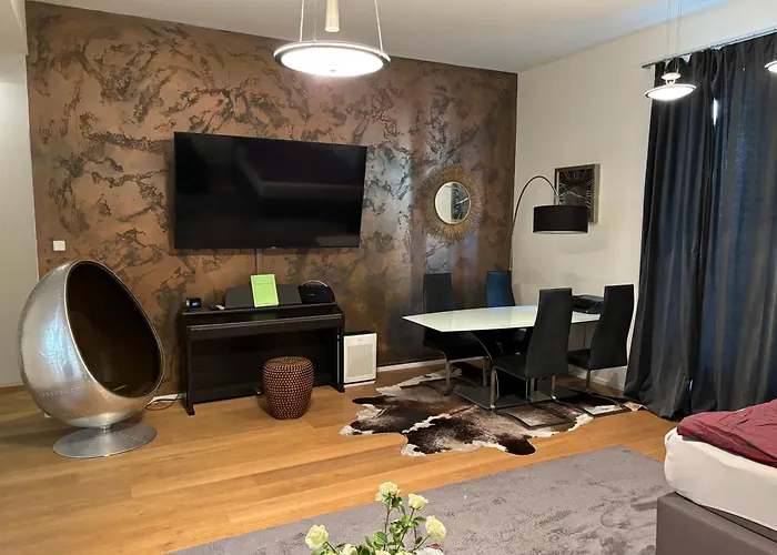 90 Qm Shanghaiallee Appartment
